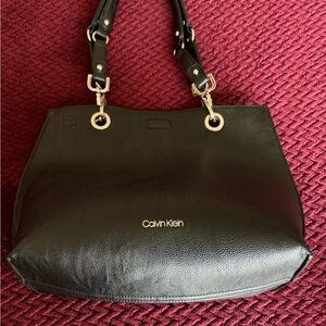 👜 Calvin Klein large tote